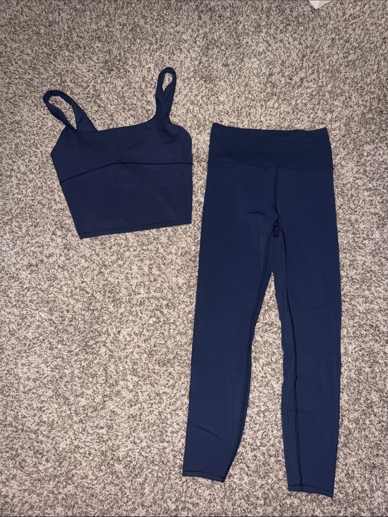 Vuori Other - Vuori Navy Two-Piece Performance Crop Top & High-Waist Leggings